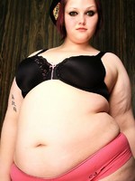 horny bbw milla monroe posing naked